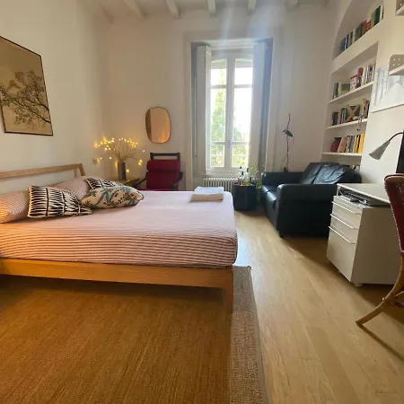 New Luxury Navigli Whole Apartment Milan