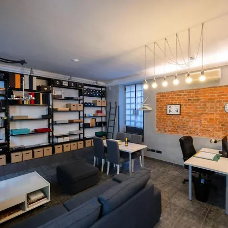 Loft In Stile Industrial - Stazione Apartment *