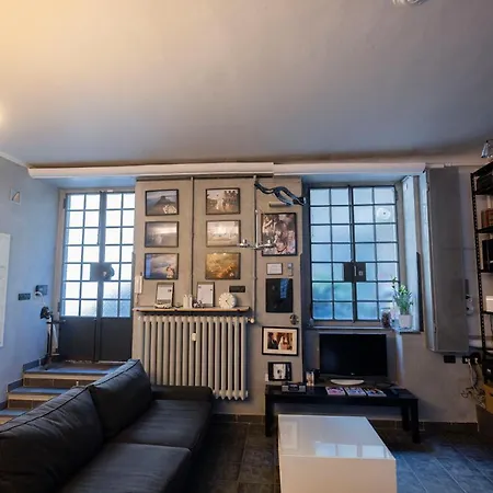 Loft In Stile Industrial - Stazione Apartment *