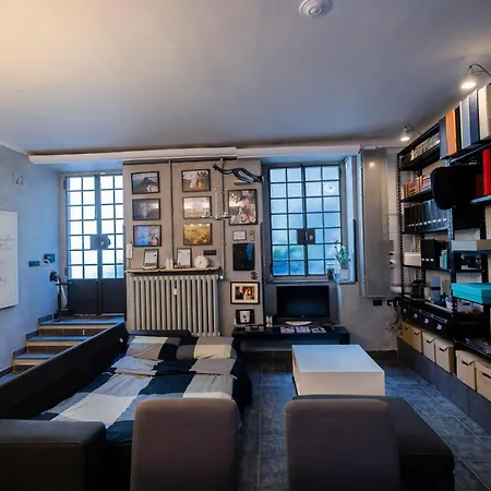 Loft In Stile Industrial - Stazione Apartment *