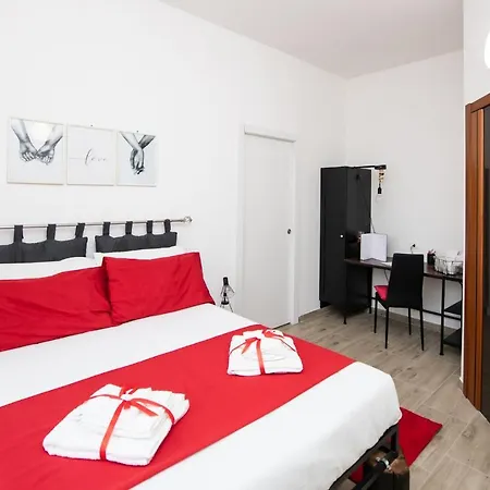 ! Industrial ! Wifi - Metro 5 Minuti - Caminetto