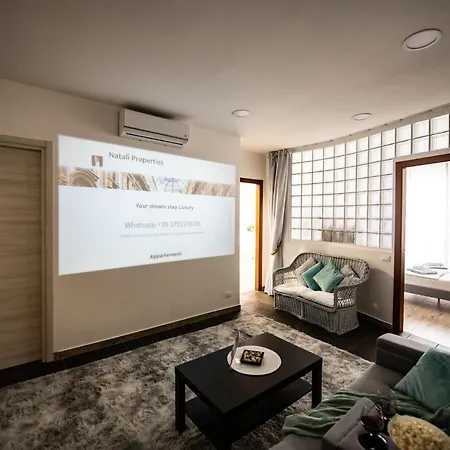 Apartmán ! Tiffany ! Cinema - Metro 5 Min - 70mq Milán