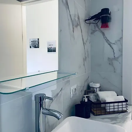 Luxury House Dergano Apartment