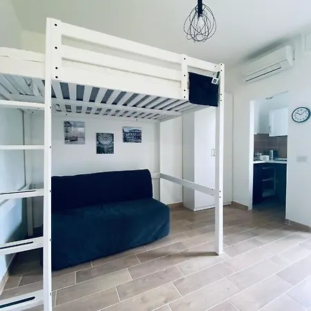 Luxury House Dergano *