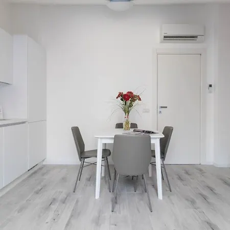 Italianway - Commenda 35 Apartment Milan