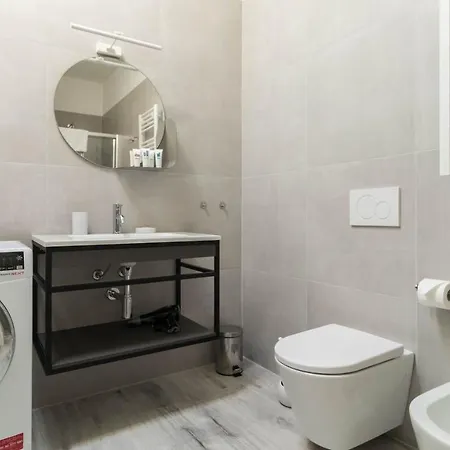 Italianway Easy - Commenda 35 Milán