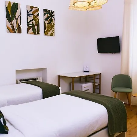 La Bed & Breakfast 4*