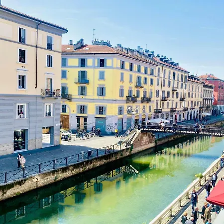 Sweet Navigli S1 Apartment