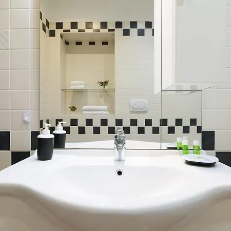 Apartment Contempora - Spacious One Bedroom For 4 - Dateo - Susa *