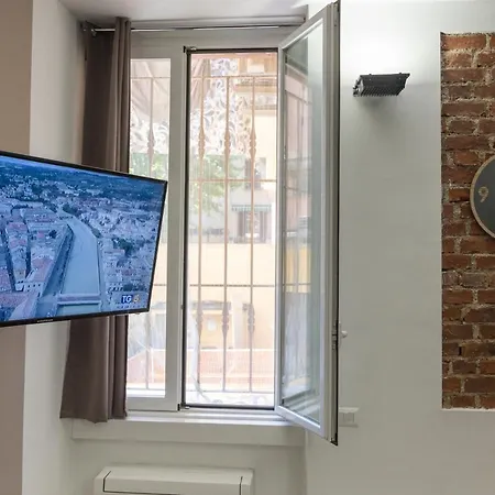 Volvinioone Monolocale Uso Esclusivo In Cermenate Apartment