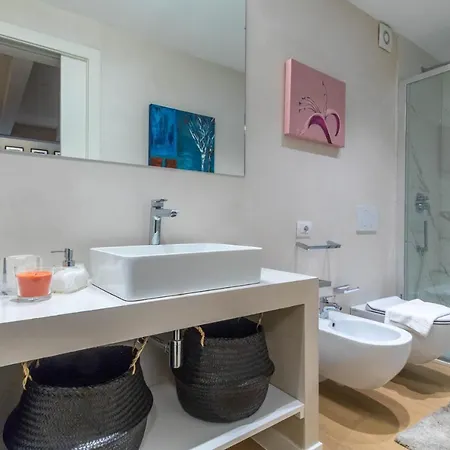 Altido Gorgeous Loft For 4 Near Arco Della Pace Апартаменты