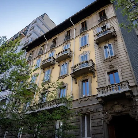 Loft In Stile Industrial - Stazione Apartment