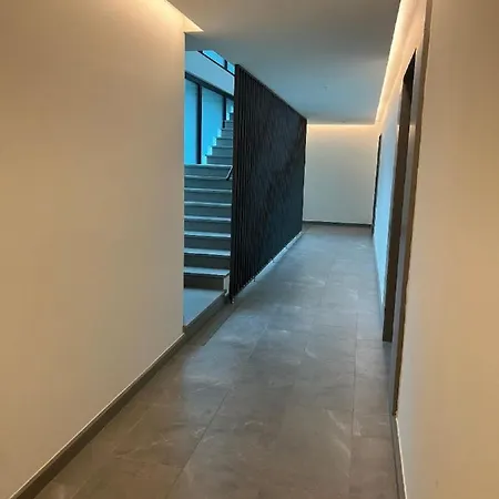 Daire Number House - Number 9 Milano