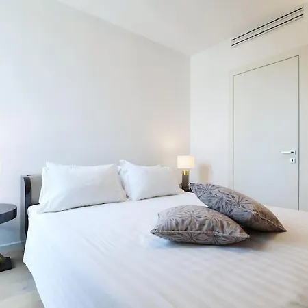 Luxury Duomo شقة ميلان