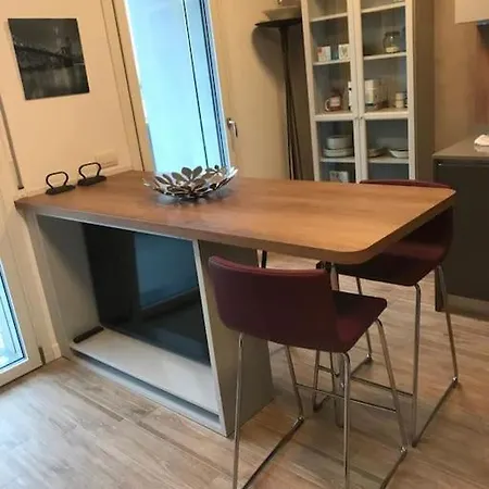 Skyline Fiera Apartment Mailand