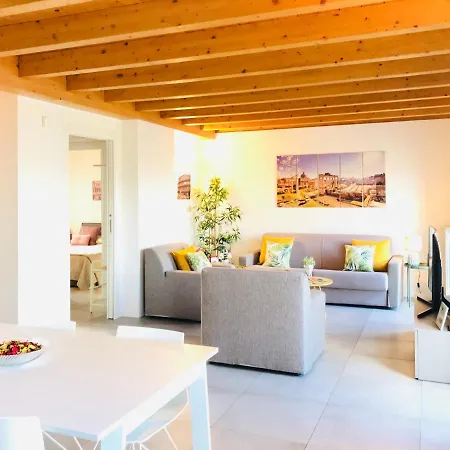 Stepandgo Navigli Апартаменты