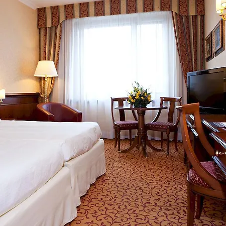 Hotel Atahotel Executive 4*