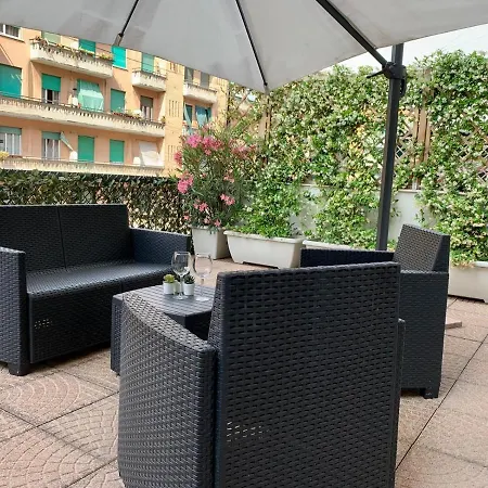 Bright Terrace In Apartamento *