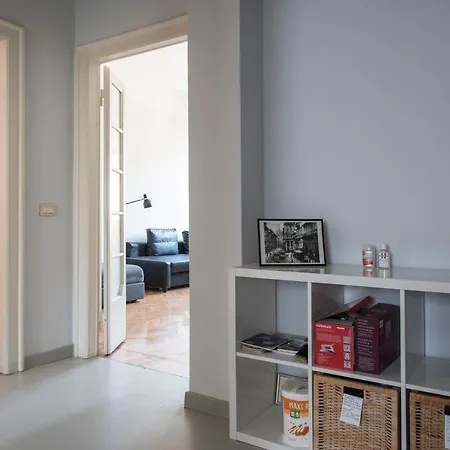 Apartment Youhosty - Spartaco 28 Milan