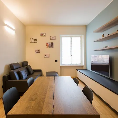 Easylife - - Crocetta 2 P1s - Porta Romana *