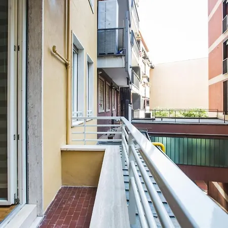 Easylife - Spazioso E Tranquillo Trilocale In Porta Romana