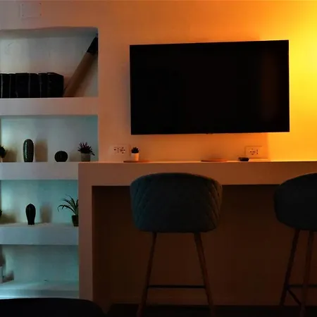 Apartment - La Casa Delle Meraviglie- Porta Romana Edition *