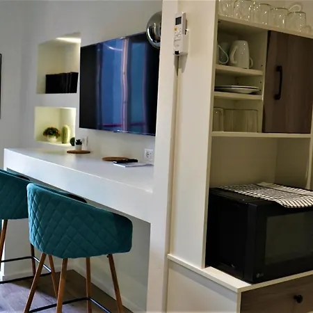 Apartment - La Casa Delle Meraviglie- Porta Romana Edition *