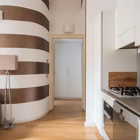 Youhosty - Previati 21 Apartment