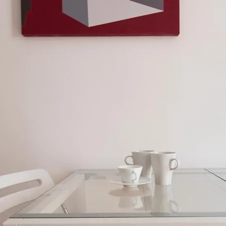 Youhosty - Previati 21 Apartment *