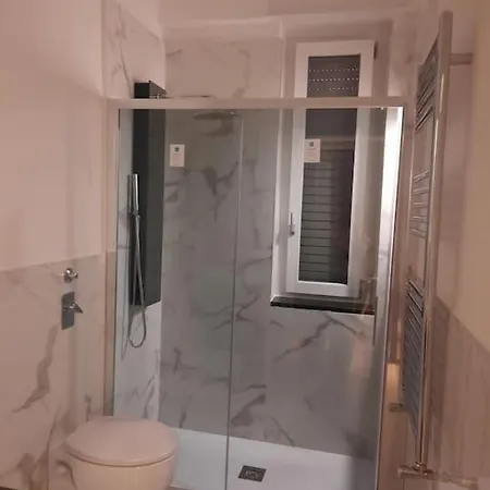 Lejlighed N&ghomesweethome Raffaelloelegante Ideale Affari *