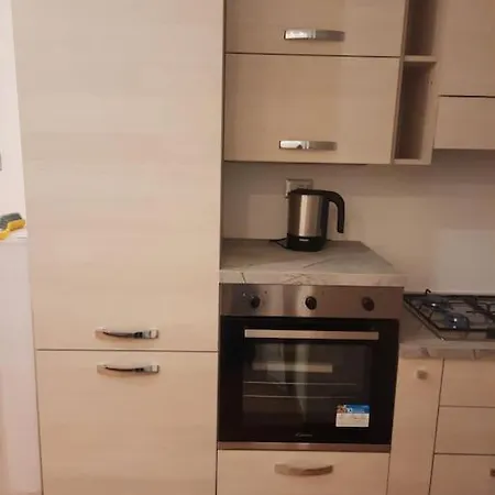 Lejlighed N&ghomesweethome Raffaelloelegante Ideale Affari *