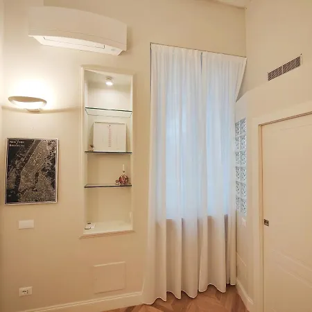Arco Della Pace, Appartement