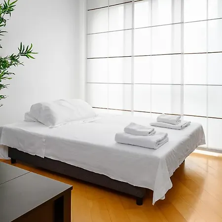 Lejlighed Garibaldi Sempione Sarpi 10 Min - Big 85m - Self-check-in 5th Floor Milano