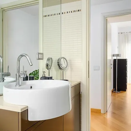 Stylish Garibaldi Sempione 85m2 - Self Check-in Apartmán