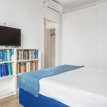 Luxnest I Porta Nuova - Via Pirelli *