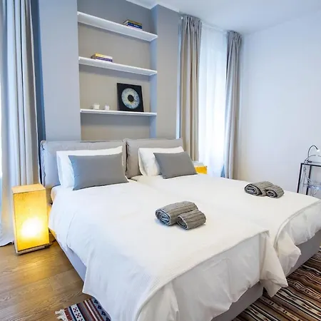 Easylife - - Santa Sofia 18 - Duomo Apartamento Milão
