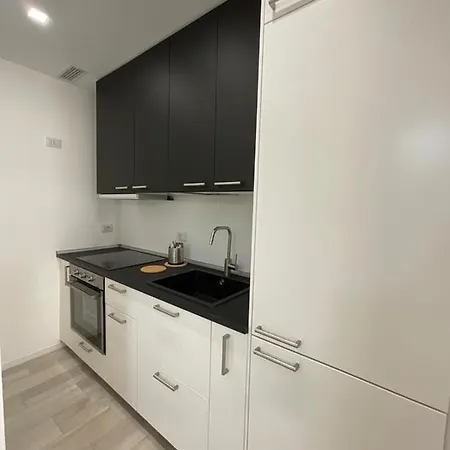 Viale Lunigiana Big * Milan