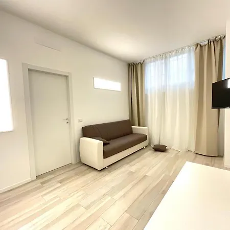 Viale Lunigiana Big Apartment Milan