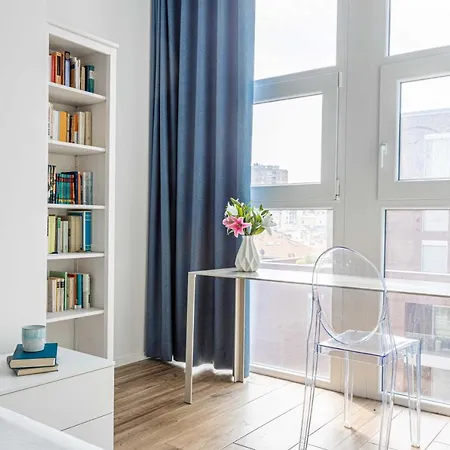 Hostmate - - Bright Close To The Metro Appartamento *