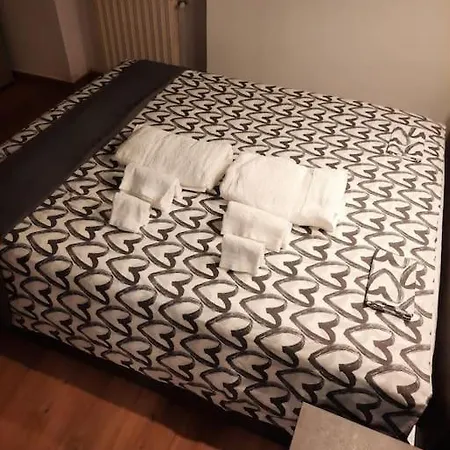 Lejlighed N&ghomesweethome Raffaelloelegante Ideale Affari *