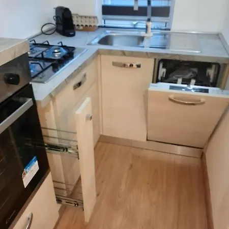 N&ghomesweethome Raffaelloelegante Ideale Affari * Milano