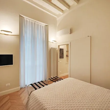 Arco Della Pace, Appartement Milan