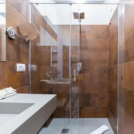 Castello Aparthotel 4*