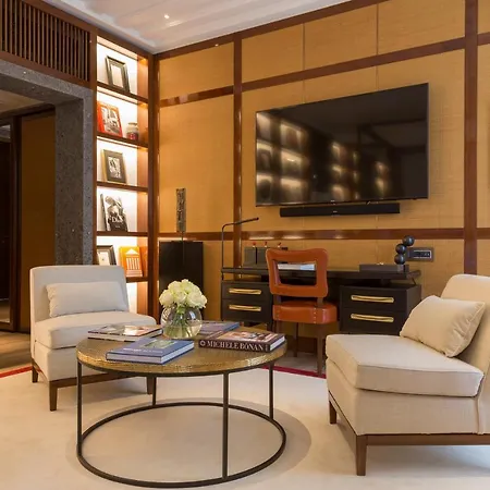 Portrait - Lungarno Collection Hotel Milano