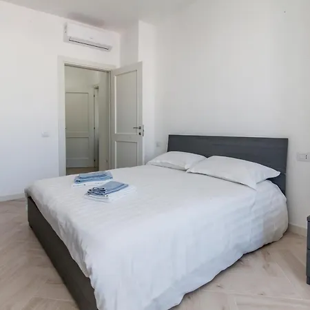 12° Piano Torre Diamante - 67 *