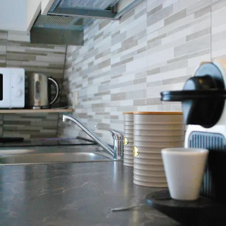 Shopping Street House شقة