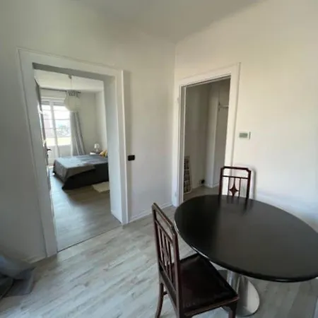 Charme: Apartamento *