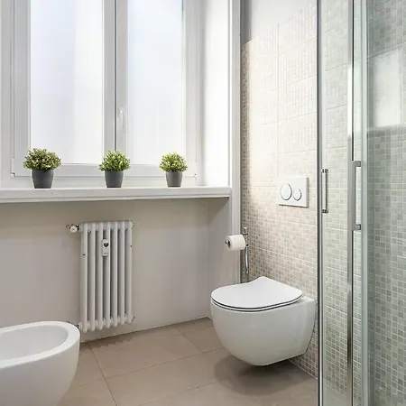 Classbnb - Due Moderni A 1km Dall'arco Della Pace Apartment