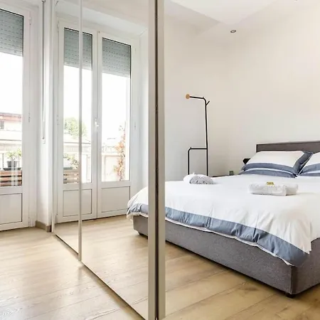 Centrale - Duomo Comfort & Modern Flat Su Milánó