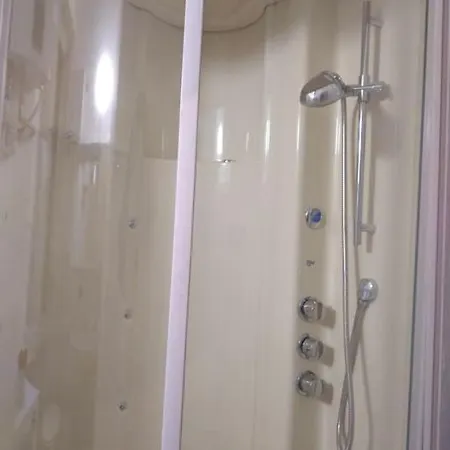 Edith Home City Life * Milán